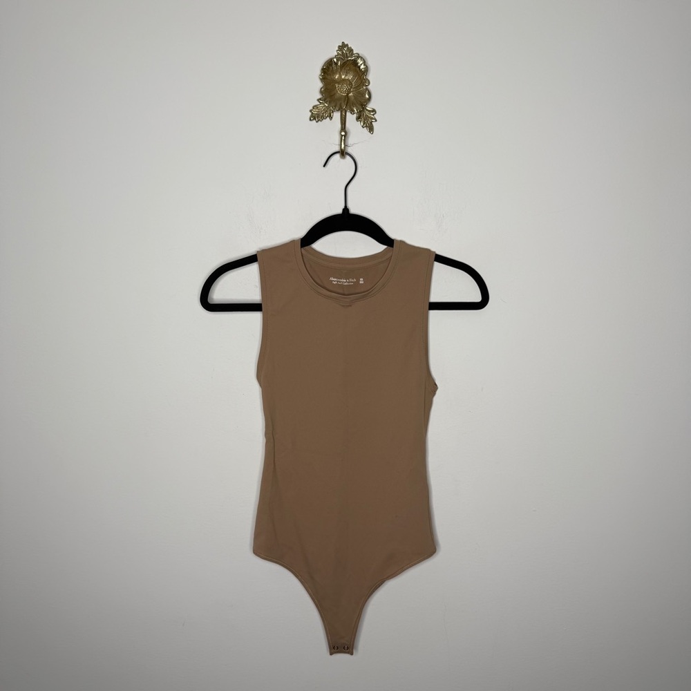 Abercrombie & Fitch Soft AF Crewneck Bodysuit XS